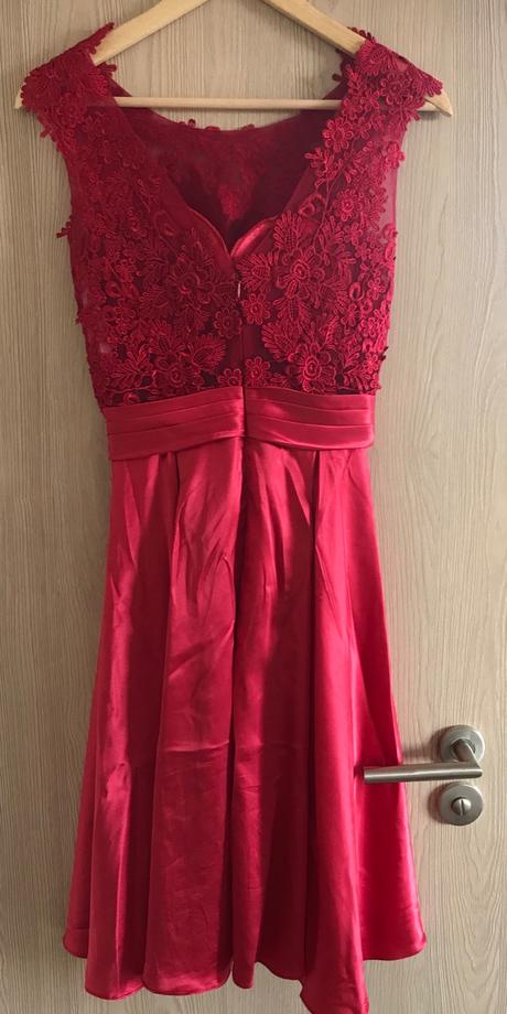 Spoločenské šaty, m