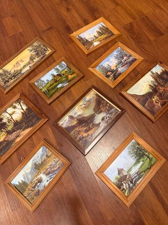9 obrazov v drevených rámoch, 