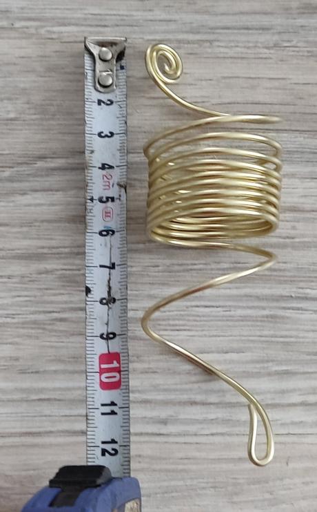 Dekorácie z drôtu, 