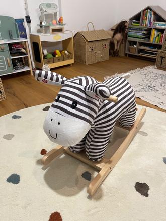 Mäkučký hojdací koník so zvukmi, 