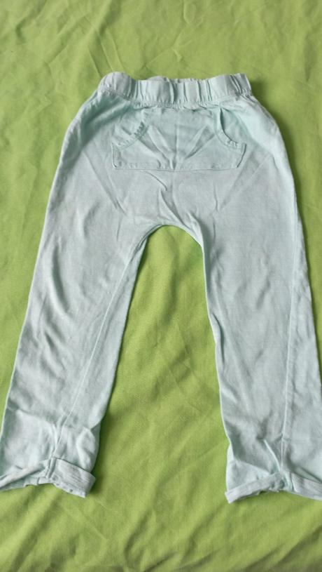 Tenučké letné tepláčiky, f&f,92