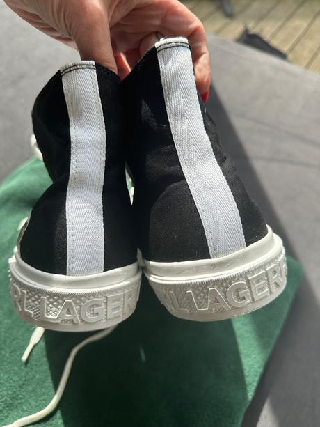 Karl tenisky, karl lagerfeld,43