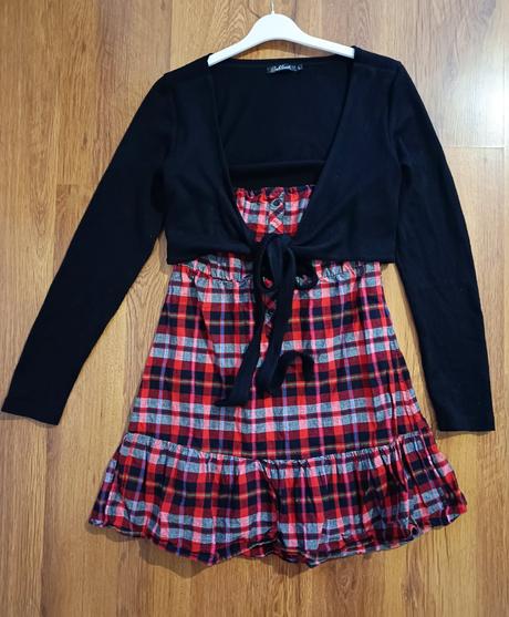 Zaujímavé šaty sublevel, l