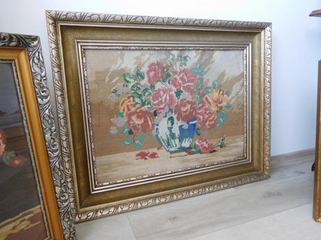 Obrazy vyšívané krížiková výšivka -v drevenom ráme, 