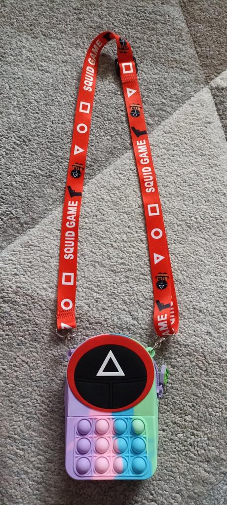 Pop it taštička squid game,