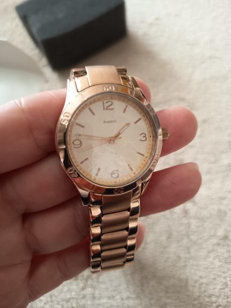 Nové dámske náramkové hodinky tchibo, tchibo