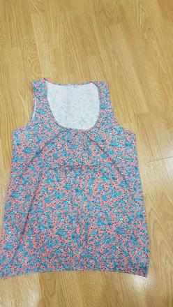 Farebné tričko s gumičkou dole v. l, tu,l