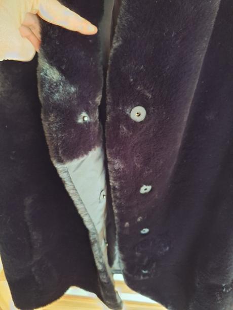 Kožušinová vesta, reserved,m