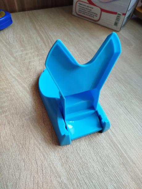 Držiak na varešku a pokrievku,