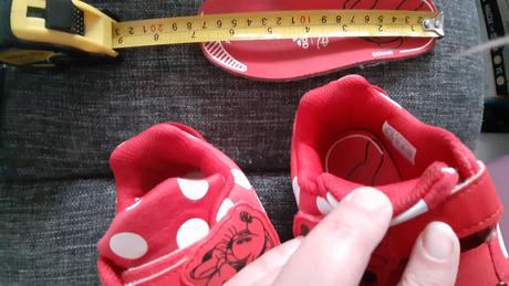 Botasky disney, adidas,27