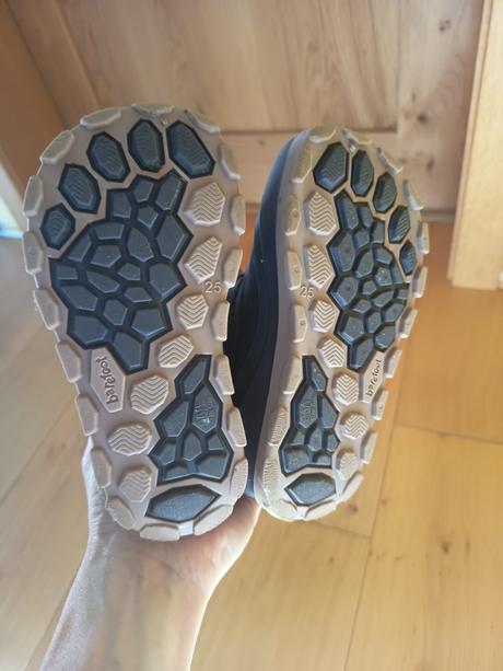 Barefoot snehule lurchi, lurchi,25
