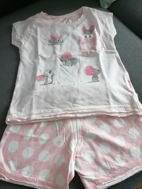 Pyžamo, cornette,86