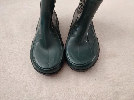 Gumené čižmy, 31