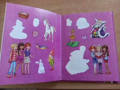 Dobrodružstvo na čarovnom zámku happy readers,