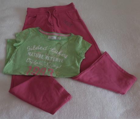 Tepláky + tričko grátis, 116