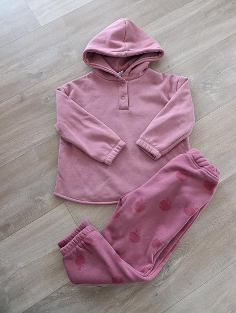 Zara tepláková súprava, zara,110