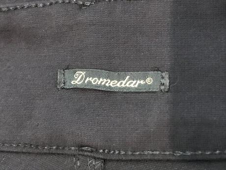 Čierne elegantné legínové nohavice, dromedar,40