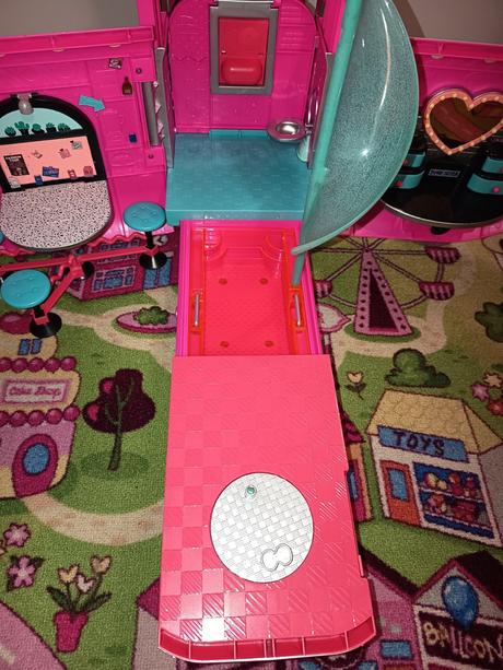 L.o.l. surprise karavan, 