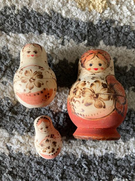 Drevená menšia matrioška, 