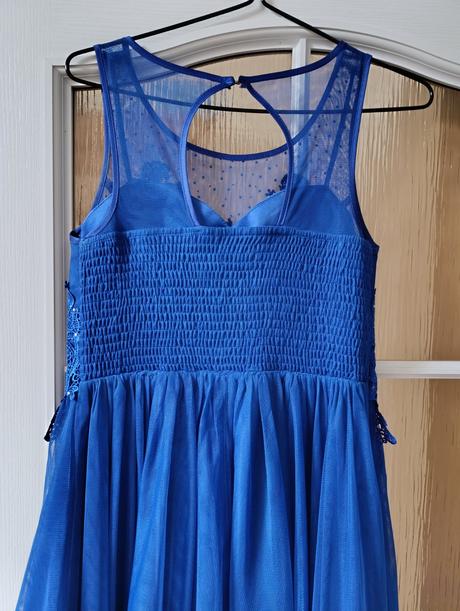 Spoločenské šaty, m