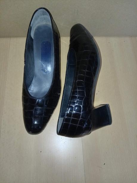 Lakované lodičky, 40