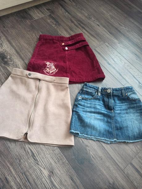 3x mini sukne, reserved,128