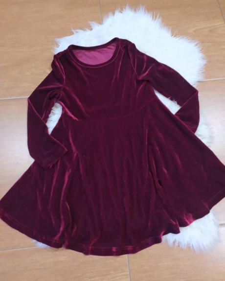 Zamatové šatky, 116 / 122