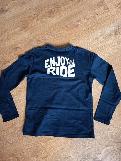 Tričká s dlhým rukávom, 152