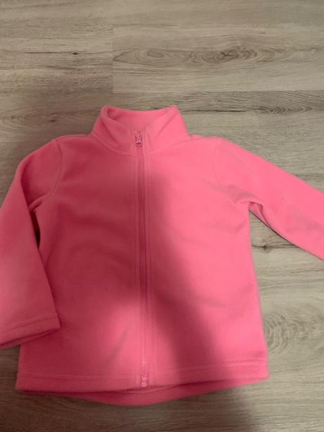 Predam mikinu, basics,104