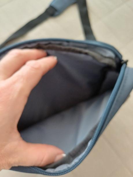 Taška na tablet defender 25x34 cm, 