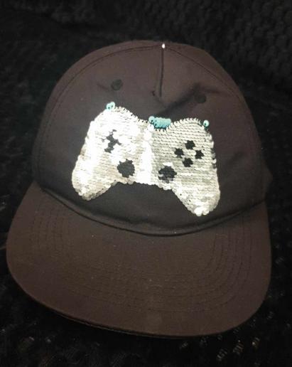 Šiltovka , zn. hm, h&m,152