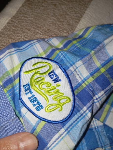 Krásna frajerka košeľa, 128