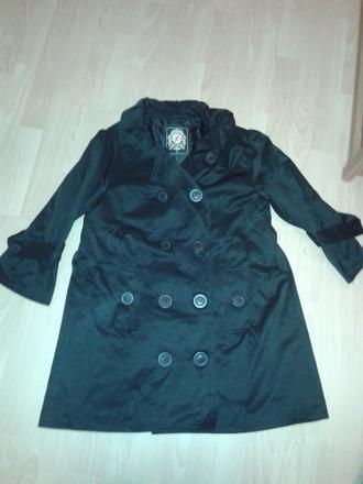 Cierny trenckot s opaskom, xl