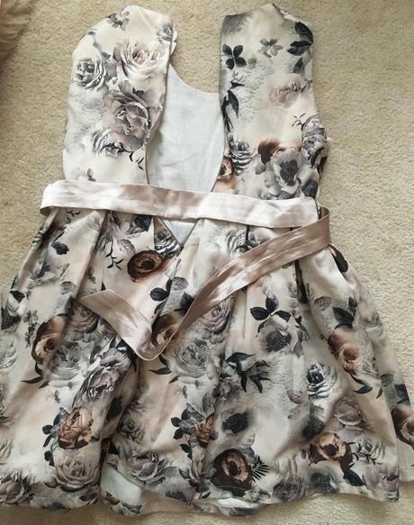 Slávnostné kvalitné šaty na viac rokov od 116-134, 116