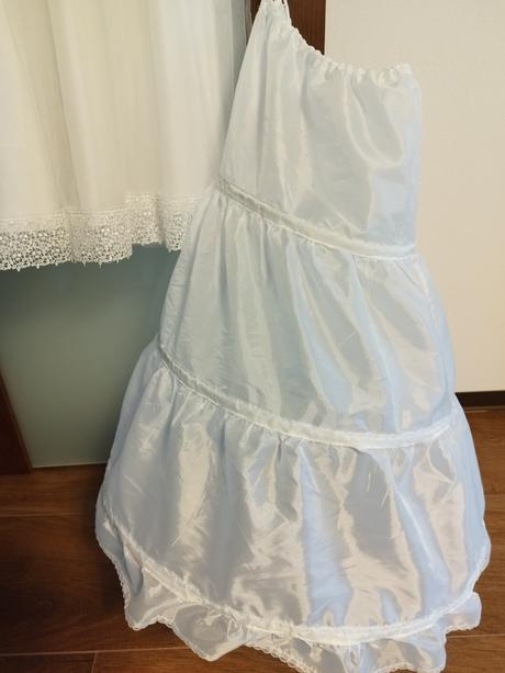 Šaty na 1.sväté prijímanie, 158