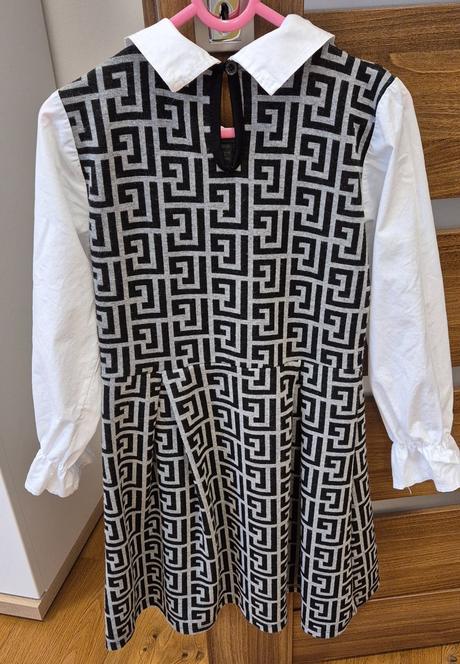 Dievčenské šaty, 134