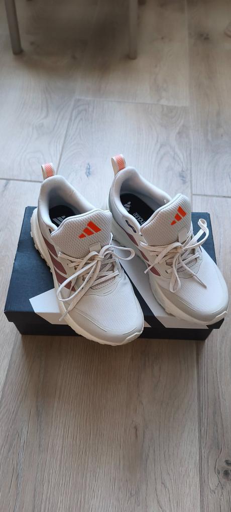 Adidas tenisky, adidas,38