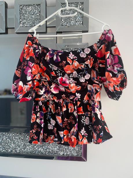 Krásna bluzka topik, amisu,xs