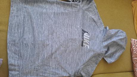 Chlapčenská mikina funkčná, nike,158