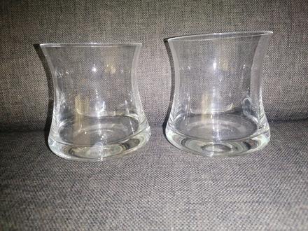 2 poháre, napr. na whiskey, 
