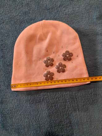 Dvojvrstvová čiapka s kvietkami, 116