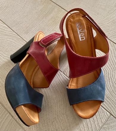 Kožené sandále 36, 36
