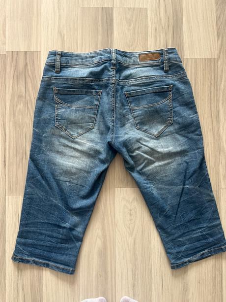 3/4 kraťasy, kenvelo,26