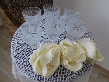 Bohémia brúsené sklo -6 kusov top top stav,, 