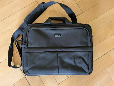 Taska na notebook, dicota