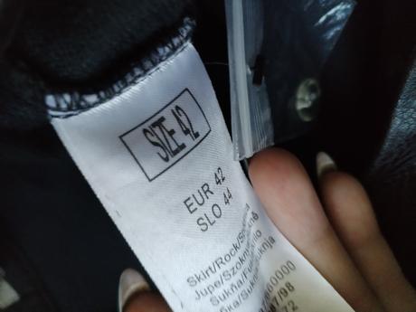 Koženkova sukna, orsay,42