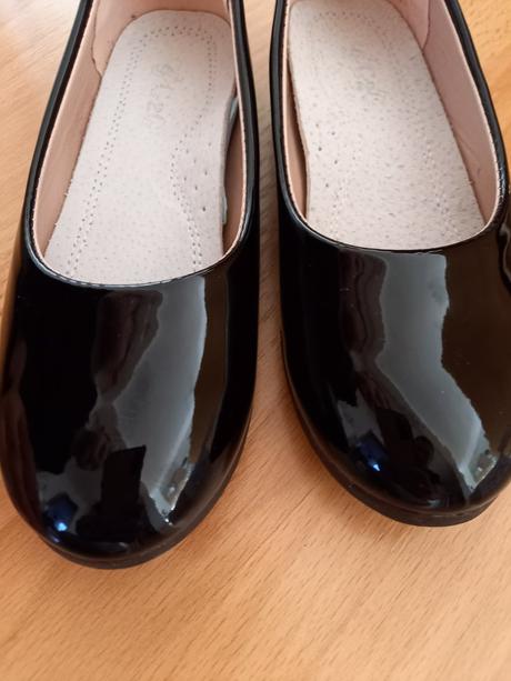 Dievčenské topánky, 33