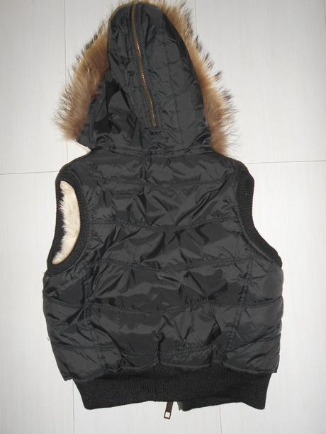 Hrubšia vesta s kožušinou, 146