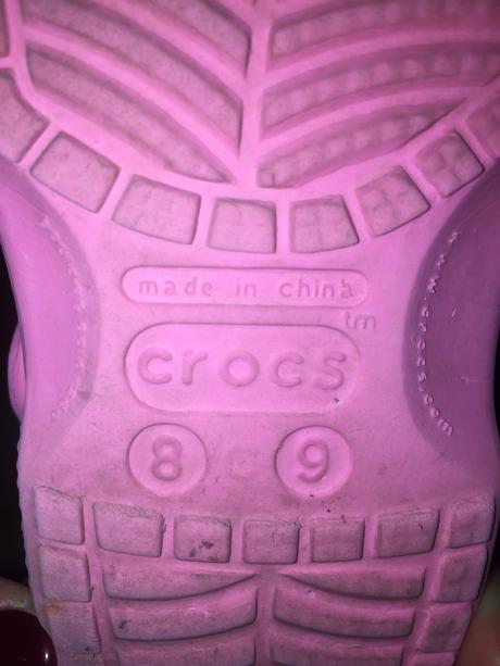 Crocs, crocs,25