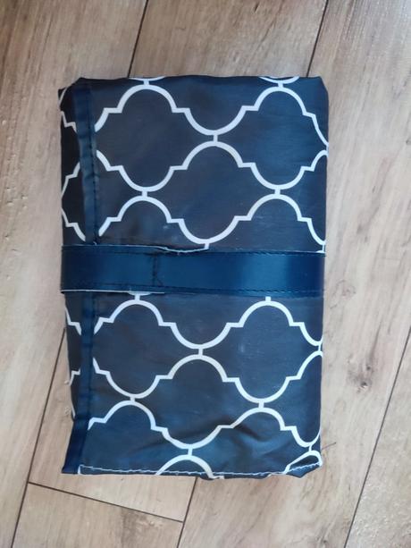 Cestovná podložka na prebaľovanie,